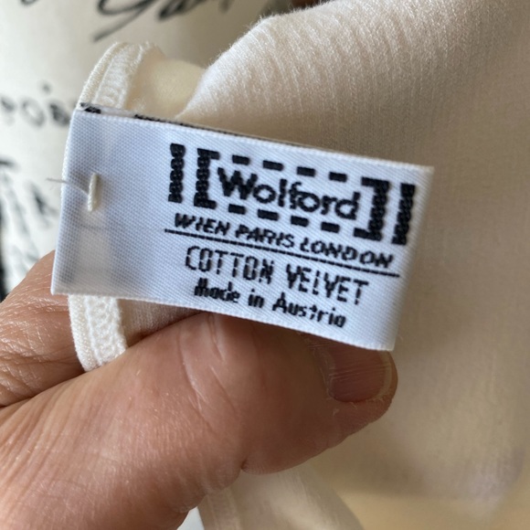 IVORY WOLFORD PULLOVER - Picture 2 of 8